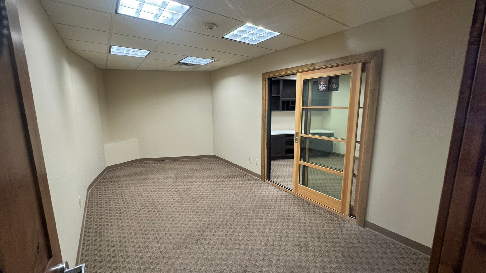 56 Edwards Village Blvd, Edwards, CO for lease Interior Photo- Image 1 of 6