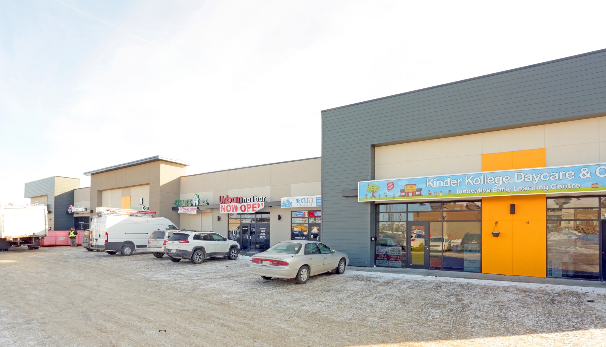 16518-16534 59A St NW, Edmonton, AB for sale Primary Photo- Image 1 of 1