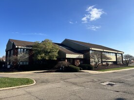 2300 Wales Ave NW, Massillon OH - Services immobiliers commerciaux