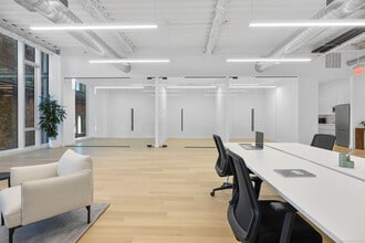 300 Kent Ave, Brooklyn, NY for lease Interior Photo- Image 2 of 13