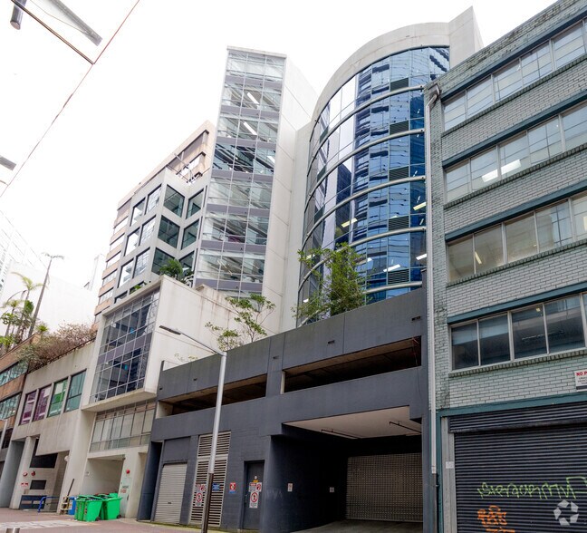 71 Walker St, North Sydney for sale - Building Photo - Image 2 of 3