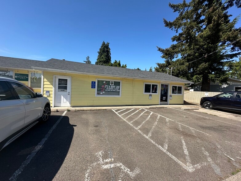 945 Alder Dr N, Salem, OR for lease - Building Photo - Image 2 of 14