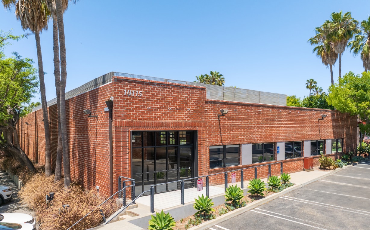 10115 Jefferson Blvd, Culver City, CA for lease Primary Photo- Image 1 of 9