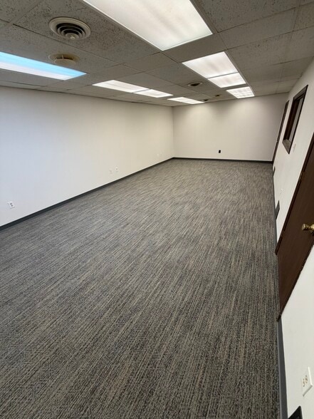 1945 Southtown Blvd, Dayton, OH à louer - Photo intérieure - Image 3 de 8