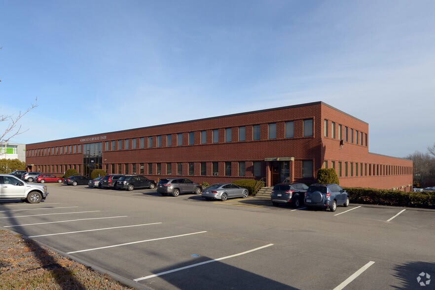 1500-1506 Boston Providence Tpke, Norwood, MA à louer - Photo du bâtiment - Image 1 de 12