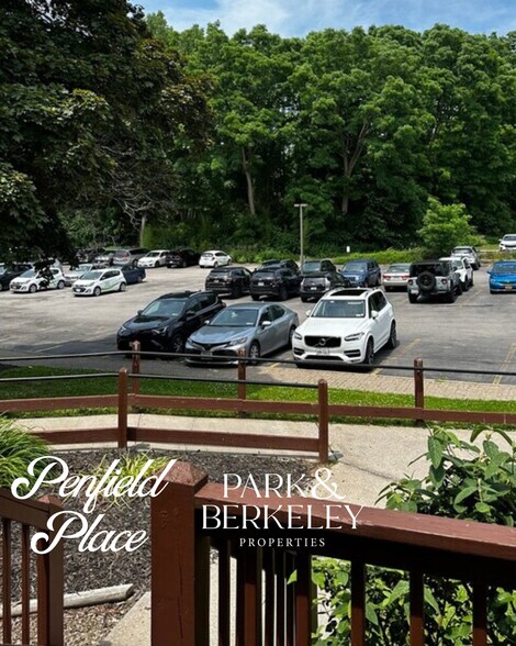 1788 Penfield Rd, Penfield, NY à louer - Photo du bâtiment - Image 3 de 7