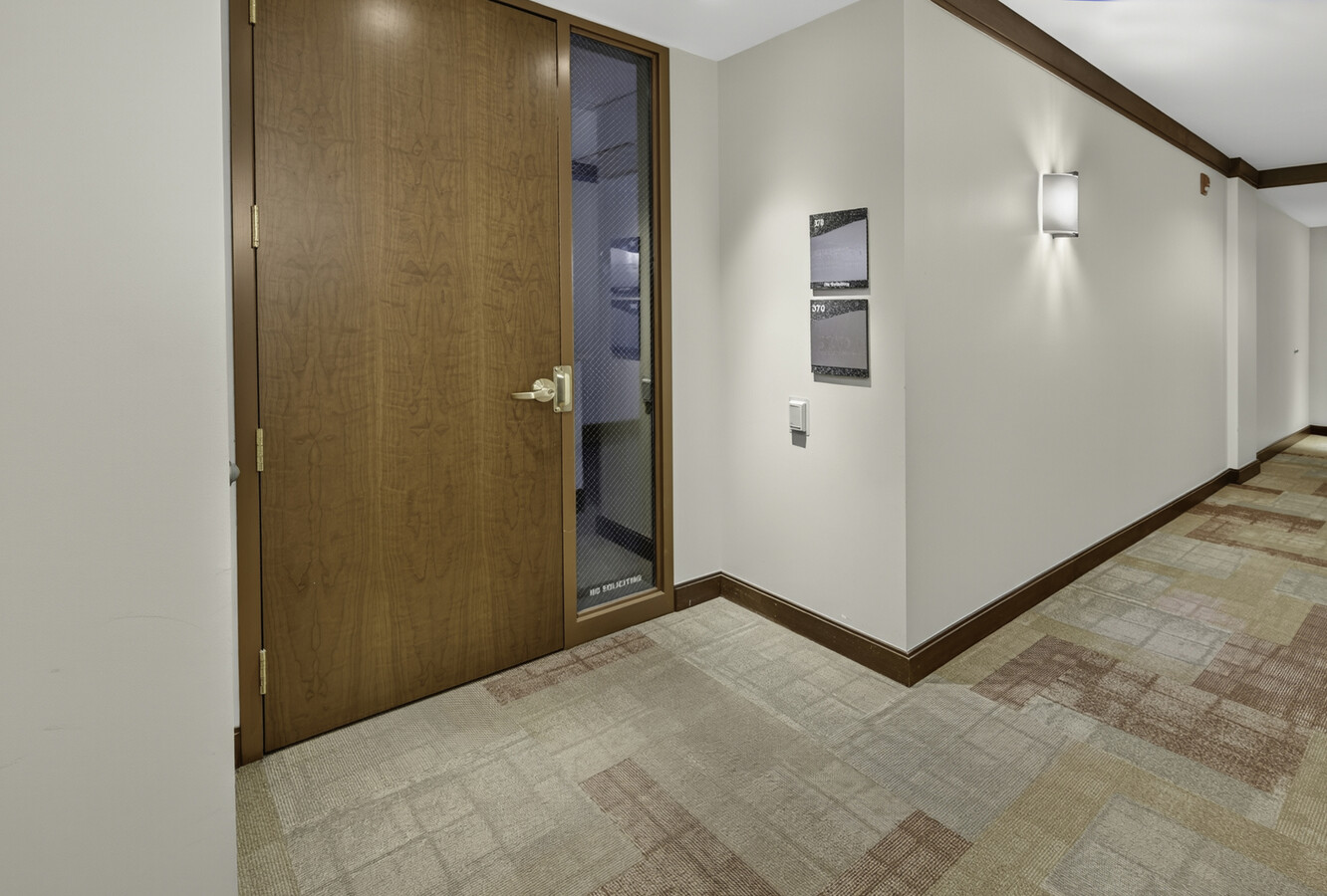 9085 E Mineral Cir, Centennial, CO 80112 - Unit 370 - - Interior Photo - Image 1 of 15
