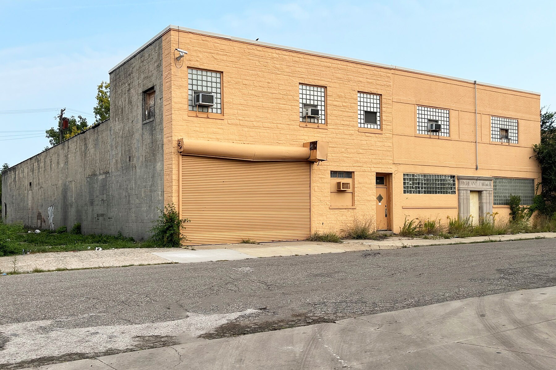 20-32 Bartlett St, Highland Park, MI à vendre Photo du b timent- Image 1 de 4