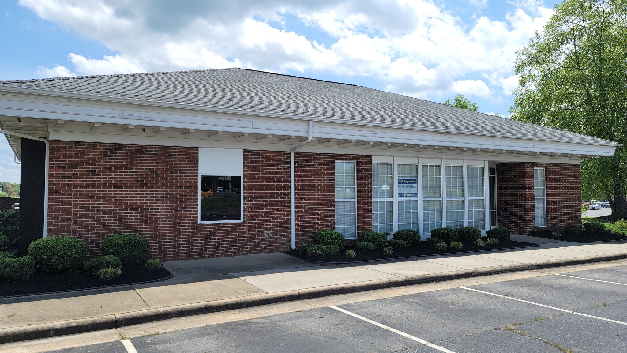 1774 E Dixon Blvd, Shelby, NC à louer Photo du bâtiment- Image 1 de 13