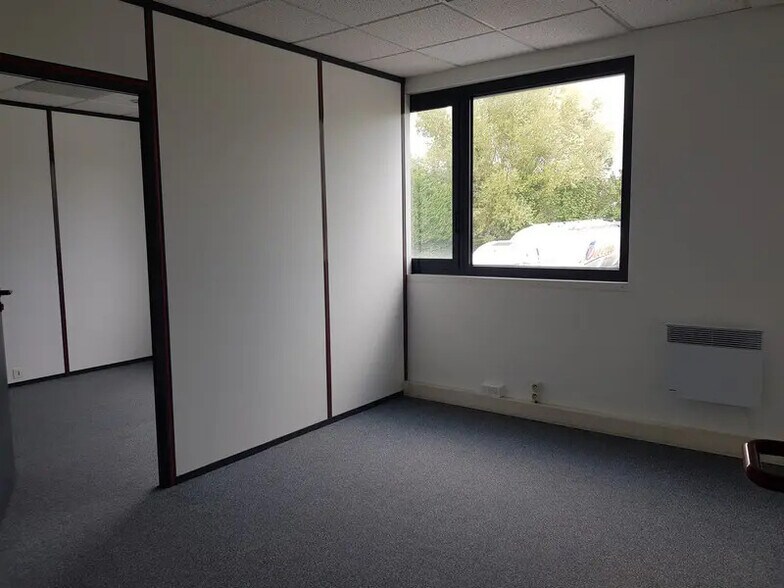 25 Rue De La Bonne Rencontre, Quincy-Voisins for lease - Building Photo - Image 3 of 12