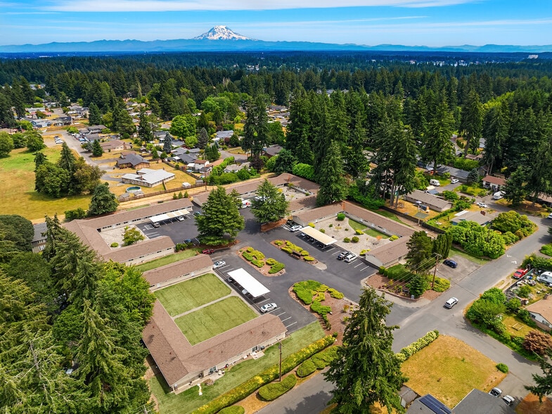 10701 109th St SW, Tacoma, WA à vendre - Photo du bâtiment - Image 1 de 9
