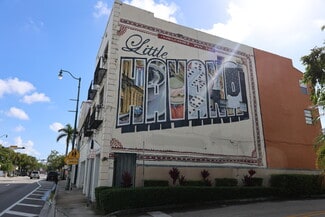 Plus de détails pour 2606 SW 8th St, Miami, FL - Commerce de détail à louer
