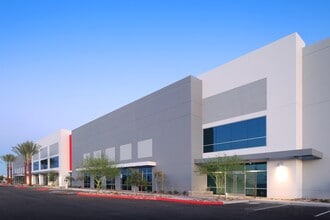 4156 E Virginia St, Mesa, AZ à louer Photo du bâtiment- Image 2 de 8