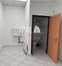 2 Bd Piot, Roquevaire for lease Interior Photo- Image 2 of 5