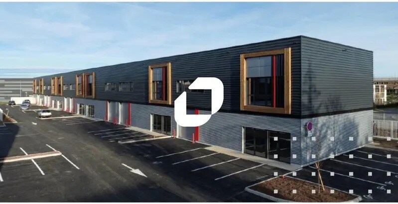 Flex in Saint-Quentin-Fallavier for lease - Building Photo - Image 2 of 14