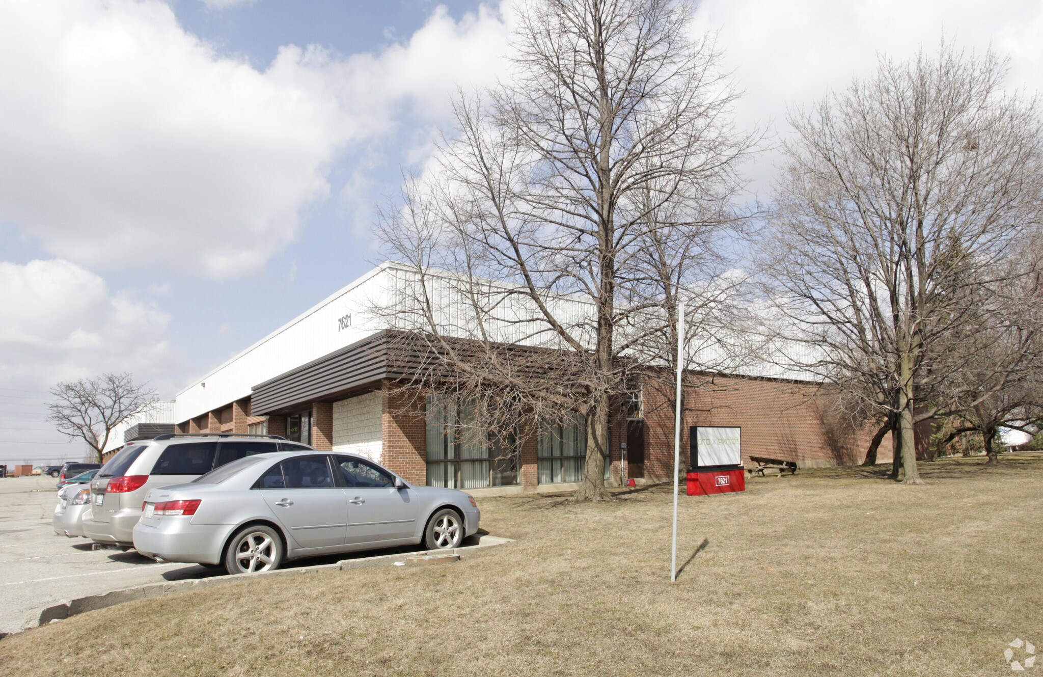 7621 Bath Rd, Mississauga, ON for sale Primary Photo- Image 1 of 1
