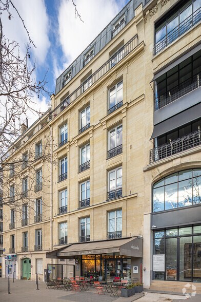 50 Avenue De La Grande Armée, Paris à louer - Photo du bâtiment - Image 3 de 10