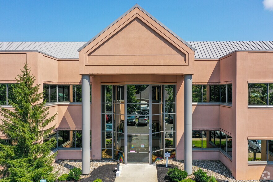 10000 Sagemore Dr, Marlton, NJ à vendre - Photo du bâtiment - Image 2 de 8