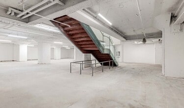4 King St W, Toronto, ON for lease Interior Photo- Image 2 of 4