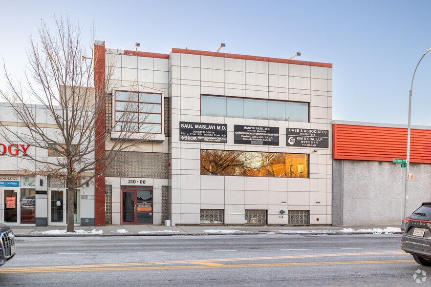 21008 Northern Blvd, Bayside, NY for sale - Building Photo - Image 3 of 16