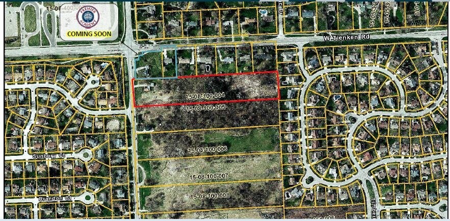 950 N Adams Rd, Rochester Hills, MI à vendre Photo principale- Image 1 de 2