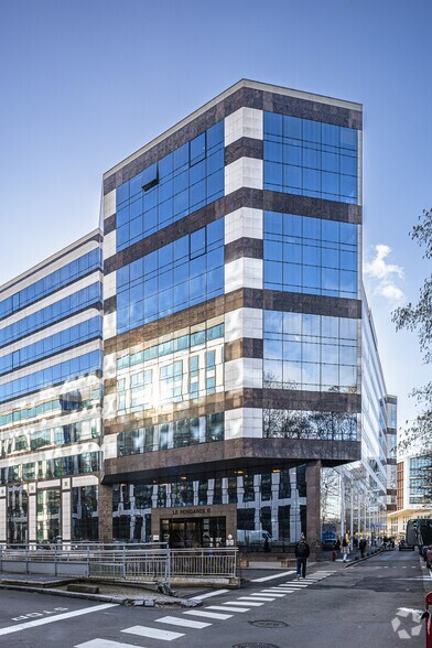 201 Rue Carnot, Fontenay-sous-Bois à louer - Photo du bâtiment - Image 2 de 9