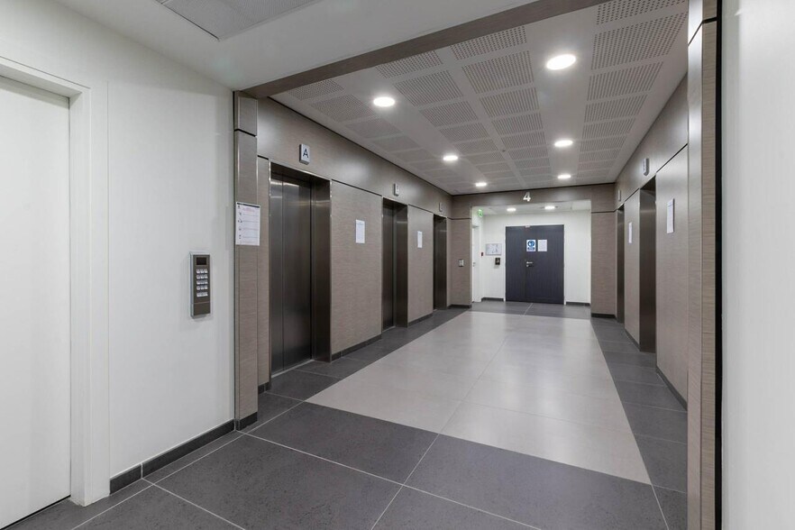 157 Avenue Pierre Brossolette, Montrouge à louer - Photo du bâtiment - Image 2 de 10