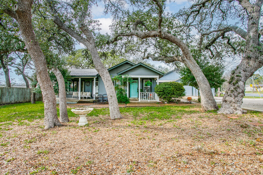 602 Frey St, Boerne, TX à vendre - Photo principale - Image 1 de 1