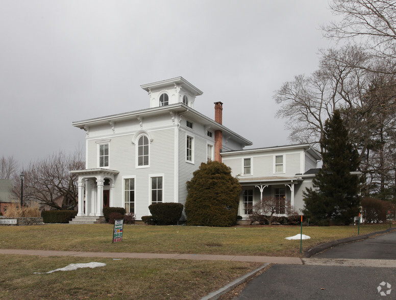 2534 Main St, Glastonbury, CT for lease - Primary Photo - Image 1 of 2