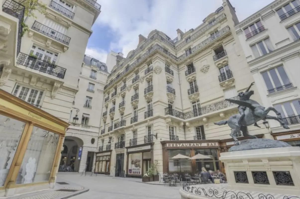 6 Square De L'Opera-Louis Jouvet, Paris for lease Building Photo- Image 1 of 7