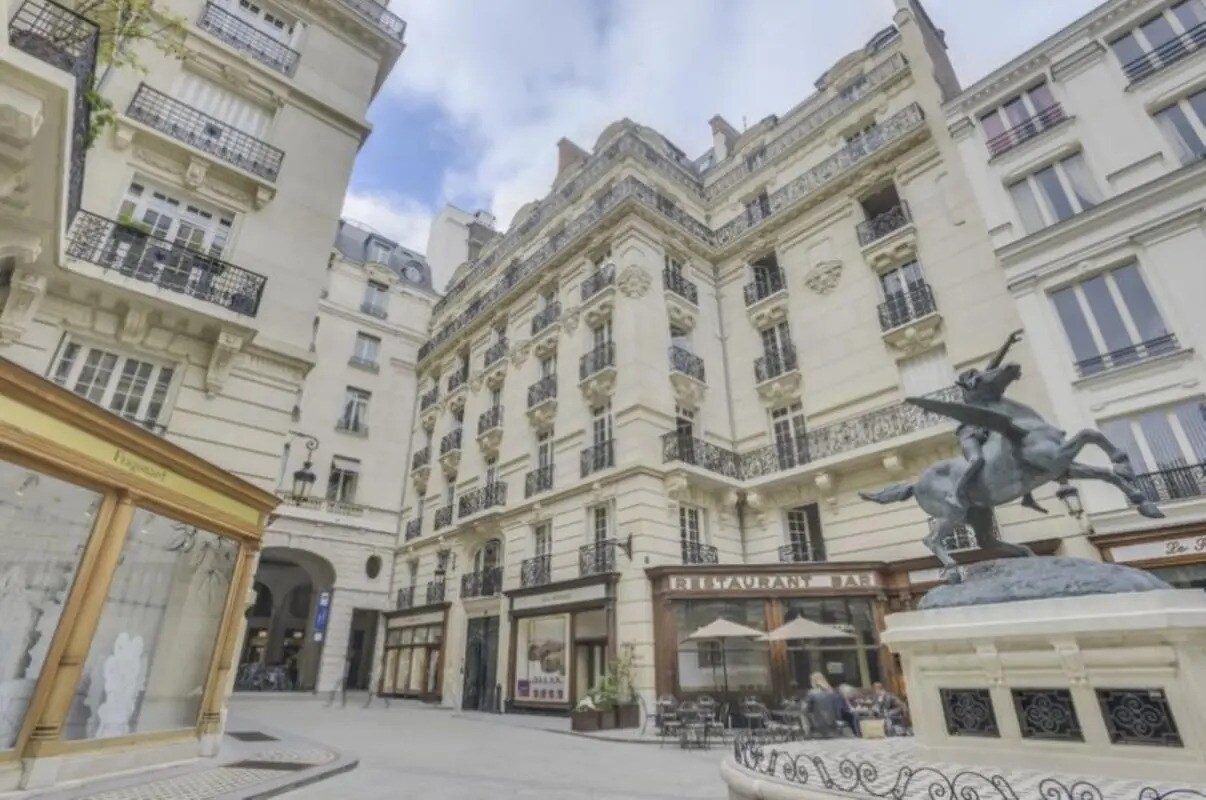 6 Square De L'Opera-Louis Jouvet, Paris à louer Photo du bâtiment- Image 1 de 7