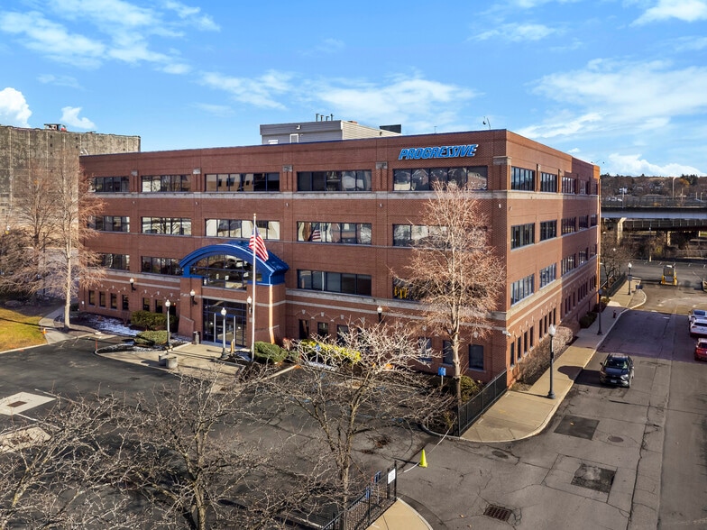 725 Broadway, Albany, NY for lease - Building Photo - Image 3 of 59