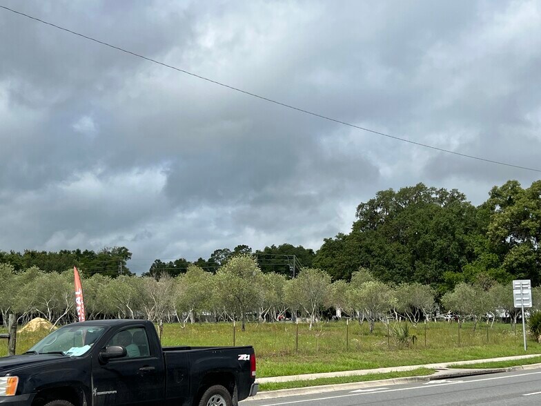 4706 US 90 hwy, Lake City, FL à vendre - Photo du bâtiment - Image 2 de 4