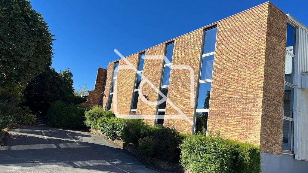 Industriel dans Mitry-Mory à louer Photo du bâtiment- Image 1 de 2