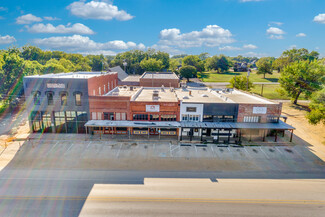 More details for 204-208 S Main St, Aubrey, TX - Retail for Sale