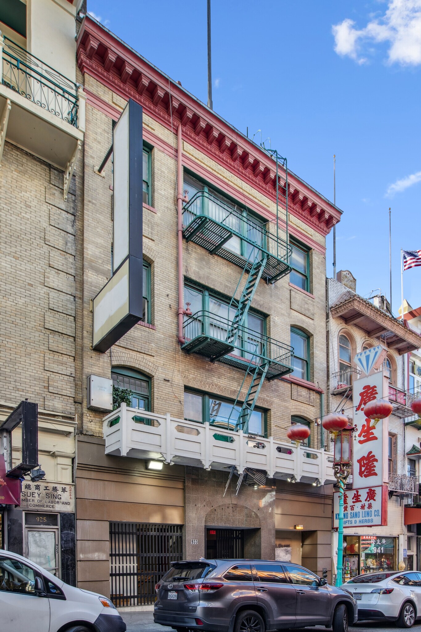 933 Grant Ave, San Francisco, CA for lease Primary Photo- Image 1 of 4