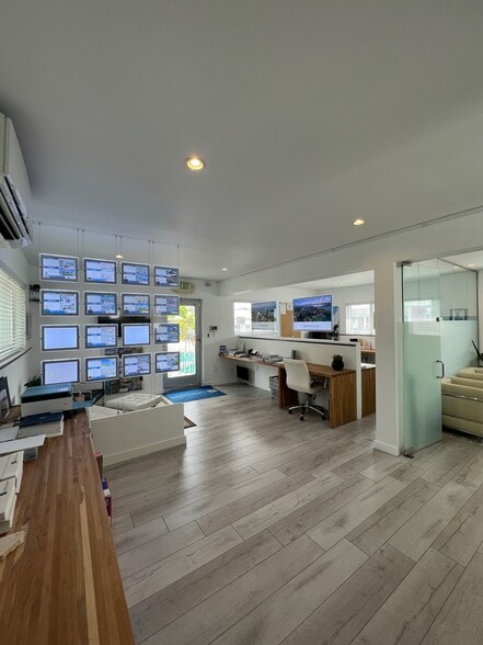 6318 Biscayne Blvd, Miami, FL for lease - Interior Photo - Image 2 of 7