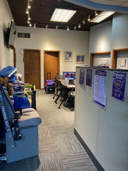 4416-4418 W Diversey Ave, Chicago, IL à vendre - Photo du bâtiment - Image 2 de 8