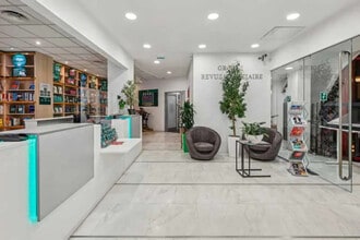 100 Rue La Fayette, Paris for lease Building Photo- Image 2 of 9