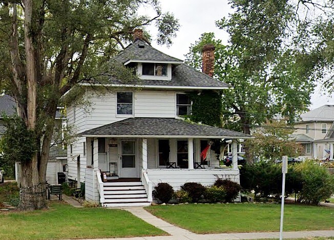 1002 S Washington Ave, Royal Oak, MI for sale - Primary Photo - Image 1 of 3