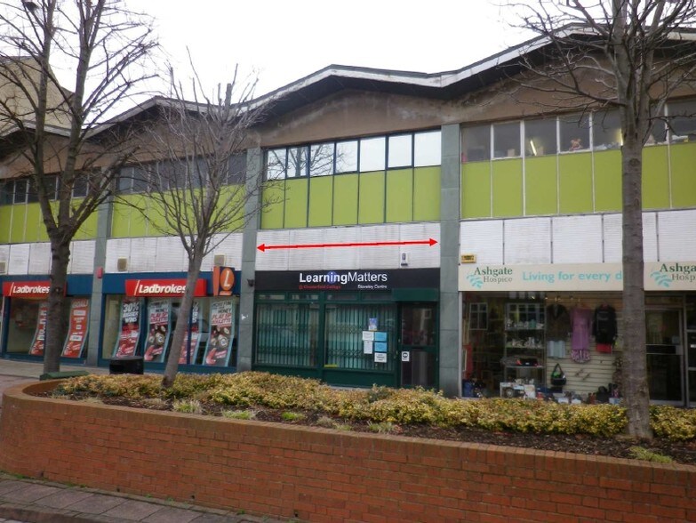 22-26B High St, Staveley à vendre - Photo du bâtiment - Image 2 de 2