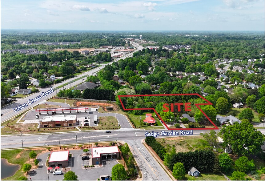 1014 Sedge Garden Rd, Kernersville, NC à vendre - Photo du bâtiment - Image 2 de 4