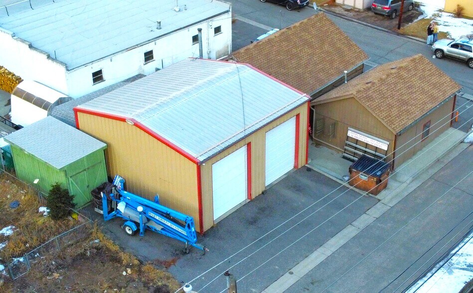 233 3rd Ave, Idaho Springs, CO à vendre - Photo du bâtiment - Image 3 de 13