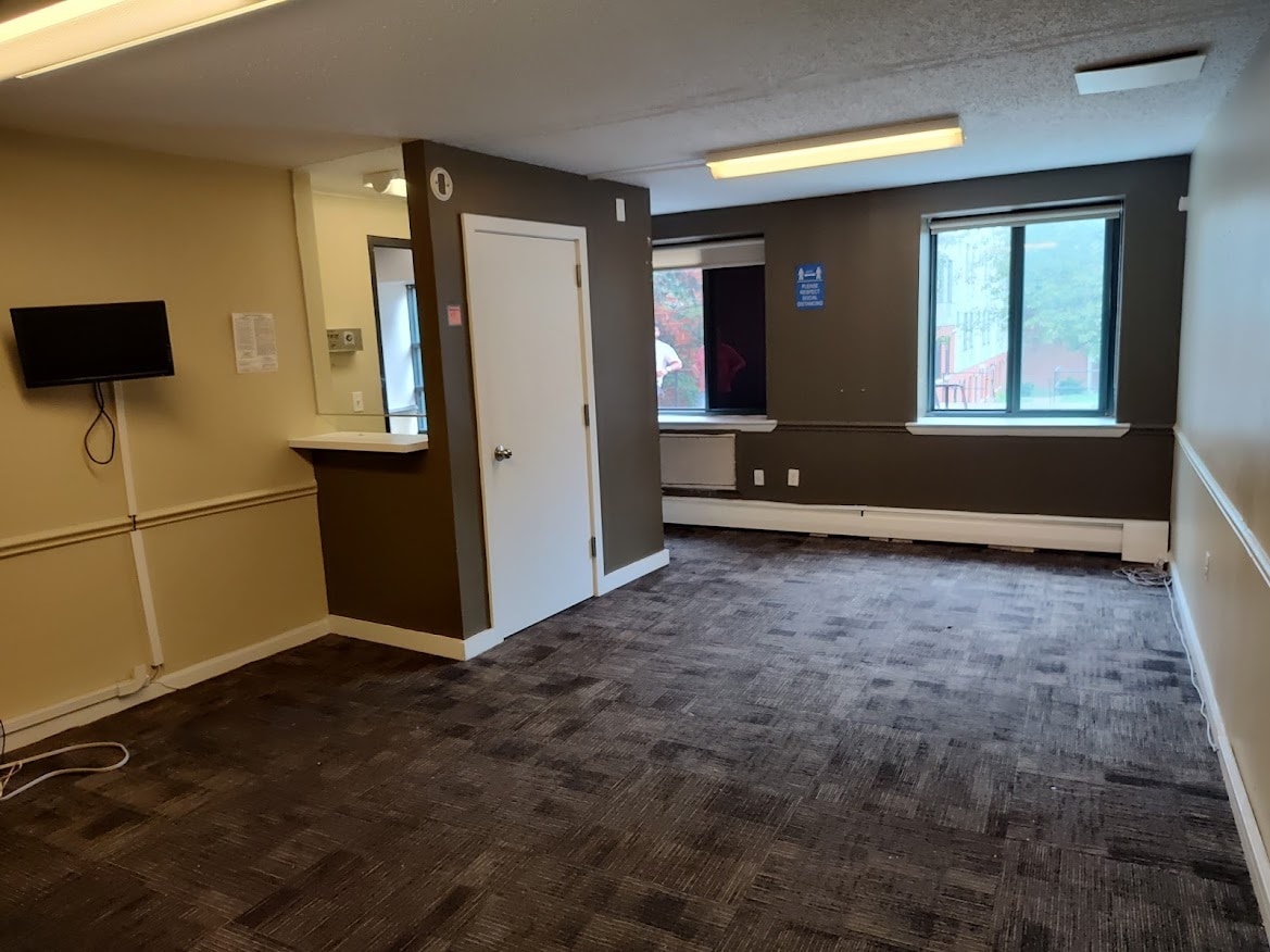 1065-1075 Gerard Ave, Bronx, NY for lease Interior Photo- Image 1 of 5