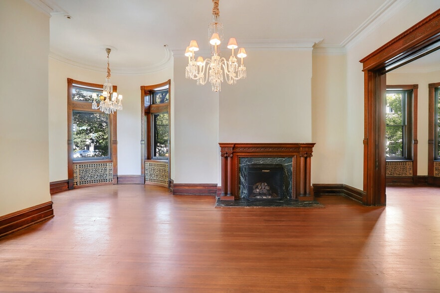 1633 16th St Nw, Washington, DC for lease - Interior Photo - Image 3 of 32