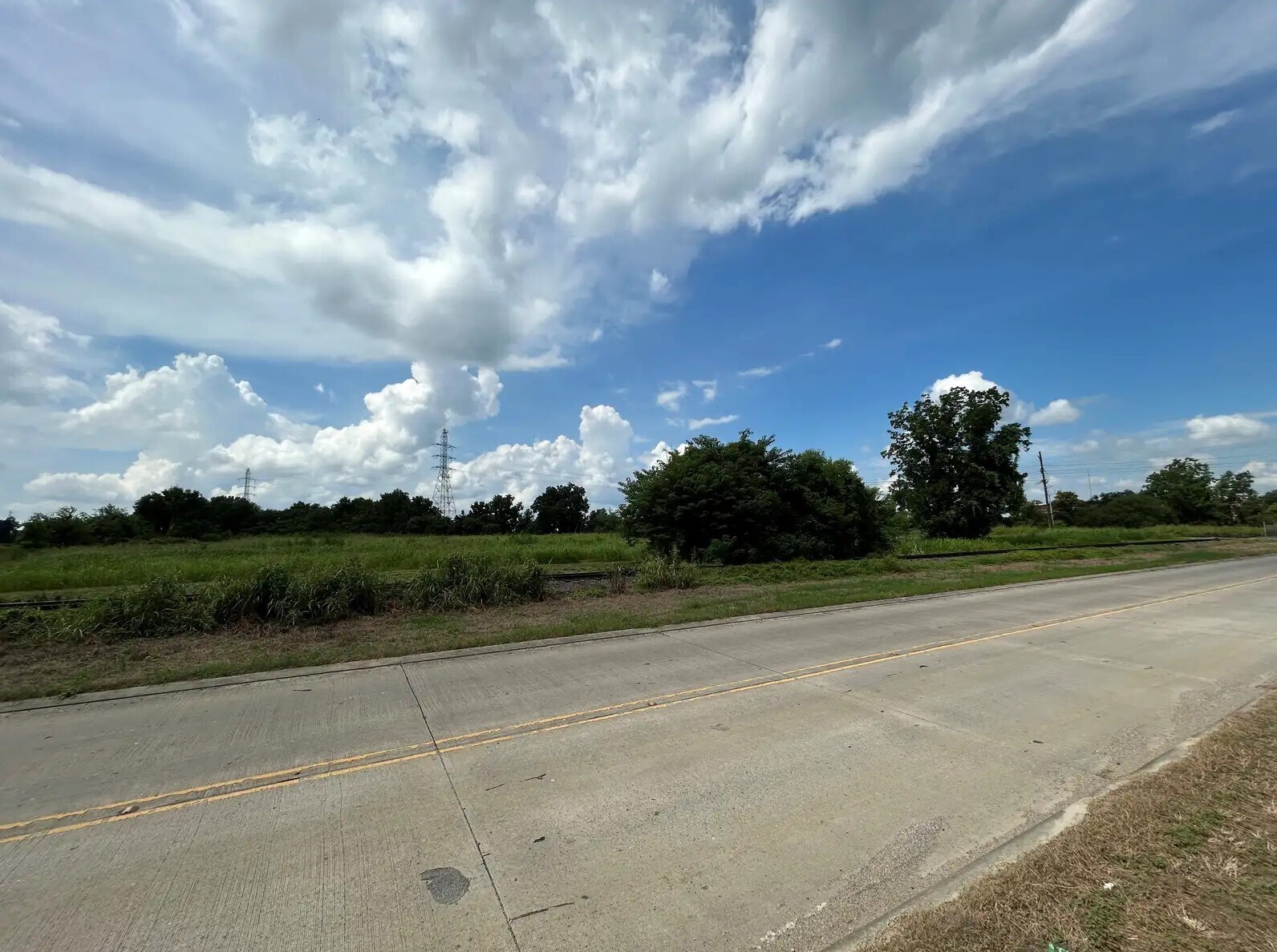 1900 Westport dr, Port Allen, LA for lease Aerial- Image 1 of 3