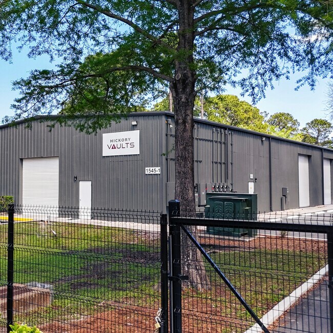 Plus de détails pour 1545 Main St, Atlantic Beach, FL - Industriel à louer