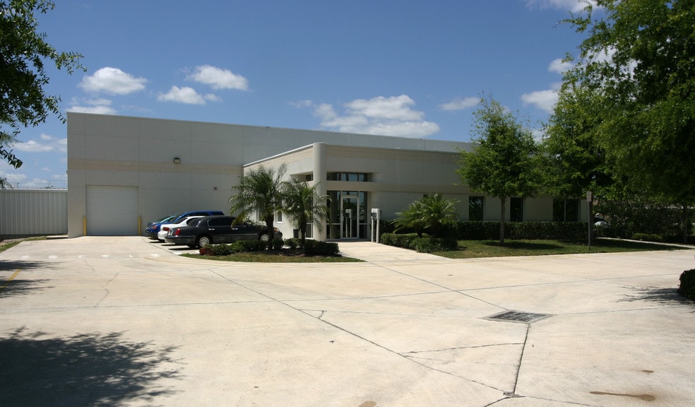 260 Hunt Park Cv, Longwood, FL à louer - Photo du bâtiment - Image 2 de 6