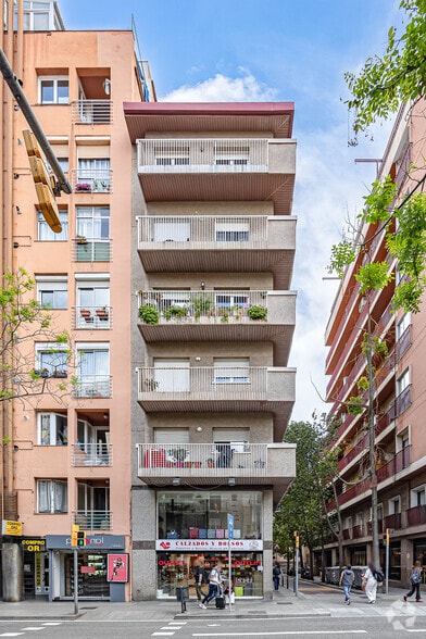 Commerce de détail dans Barcelone, Barcelona à louer - Photo principale - Image 1 de 2