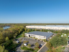 100 Lake Dr, East Windsor, NJ - AÉRIEN Vue de la carte